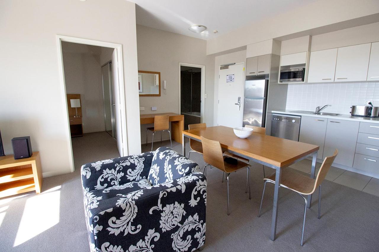 Gladstone Downtown Central Apartment Hotel Official Esterno foto