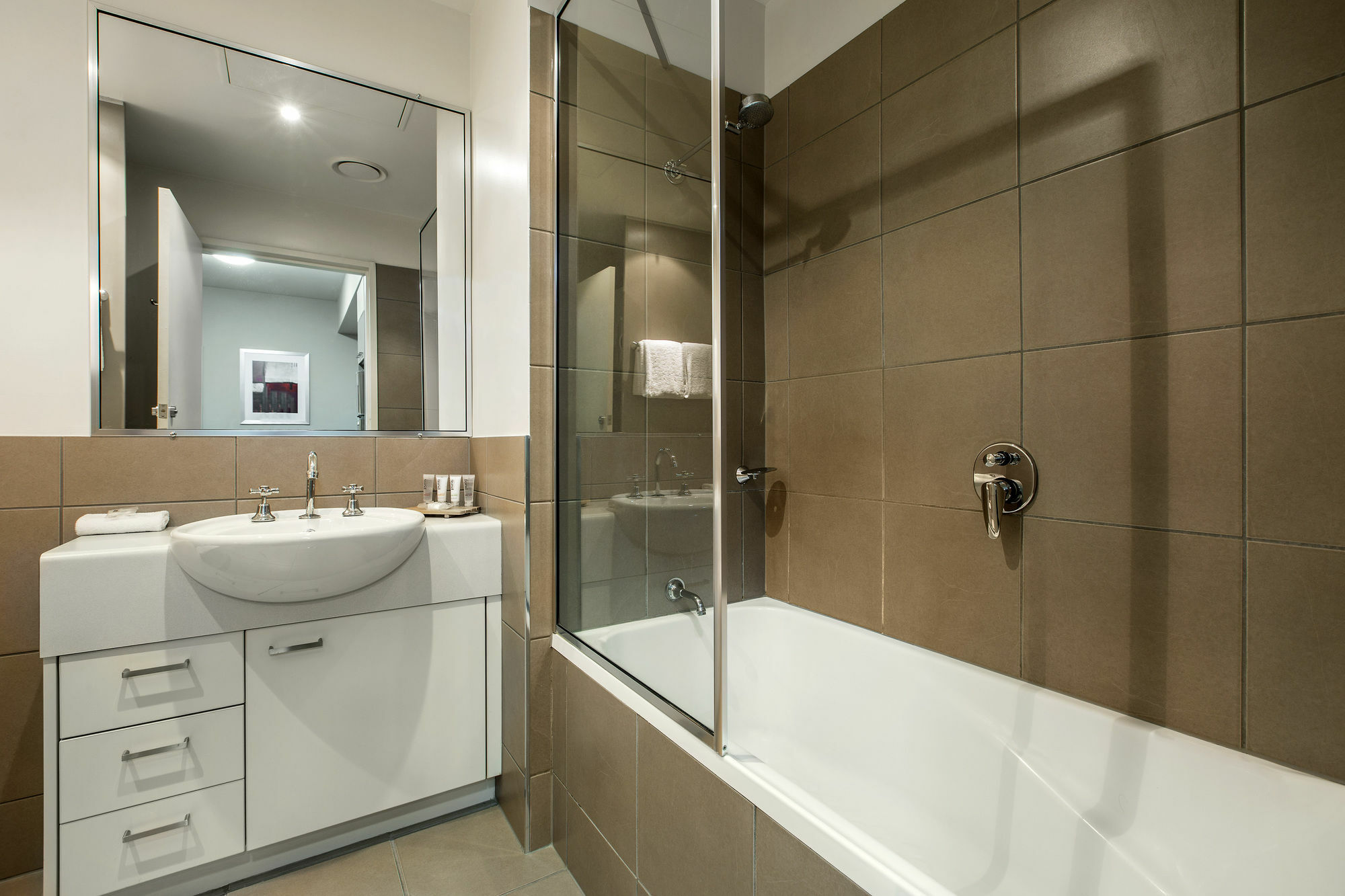 Gladstone Downtown Central Apartment Hotel Official Esterno foto